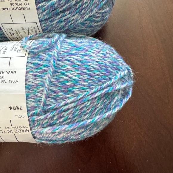 Set of 4 Skeins of Plymouth Encore Colors Knitting Worsted Weight Yarn Blue - Picture 8 of 8